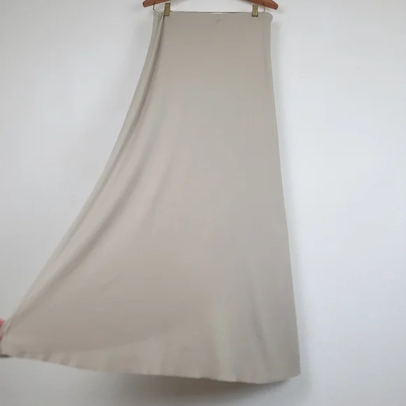 BCBGMaxAzria Logan Tan Side Slit Ruffle Maxi Skirt Medium - Picture 5 of 12